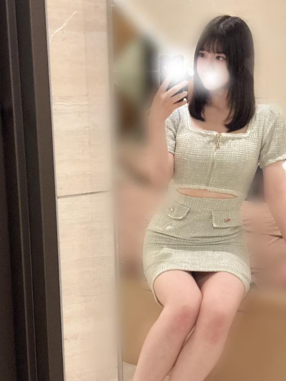 幸せです<img class="emojione" alt="💞" title=":revolving_hearts:" src="https://fuzoku.jp/assets/img/emojione/1f49e.png"/>