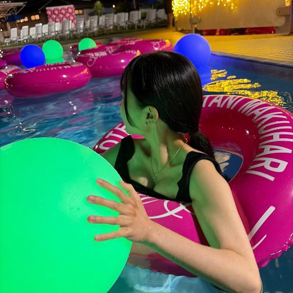 【③】ナイトプール行ってきた<img class="emojione" alt="👙" title=":bikini:" src="https://fuzoku.jp/assets/img/emojione/1f459.png"/><img class="emojione" alt="🌙" title=":crescent_moon:" src="https://fuzoku.jp/assets/img/emojione/1f319.png"/>