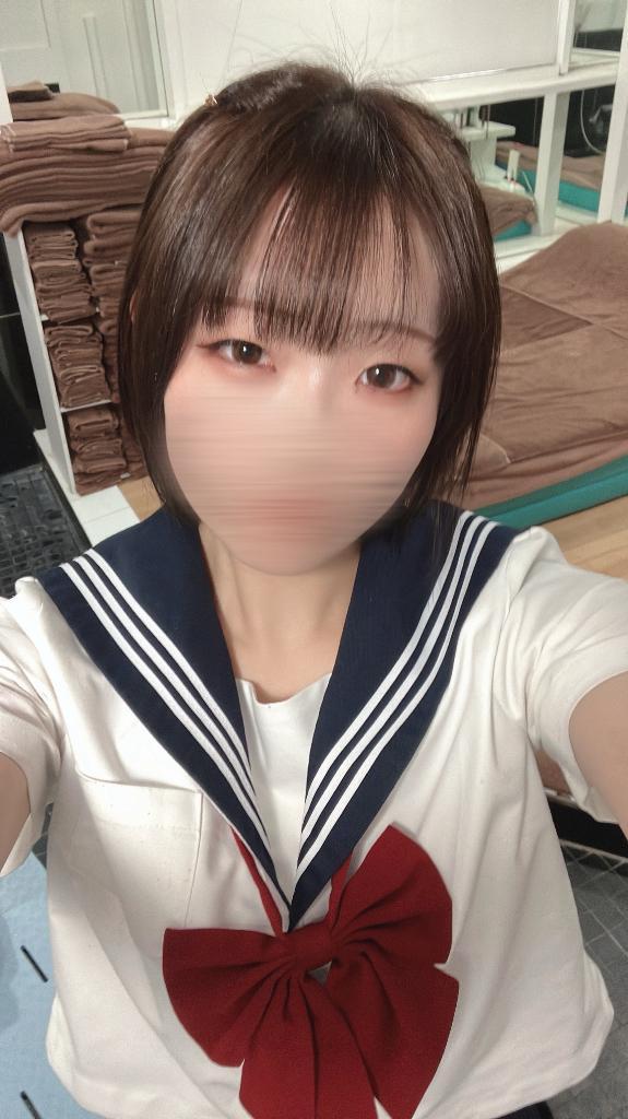 人々のつむじを見れる世界<img class="emojione" alt="👀" title=":eyes:" src="https://fuzoku.jp/assets/img/emojione/1f440.png"/>(未知)