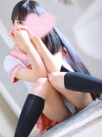 制服好き？？<img class="emojione" alt="💗" title=":heartpulse:" src="https://fuzoku.jp/assets/img/emojione/1f497.png"/>