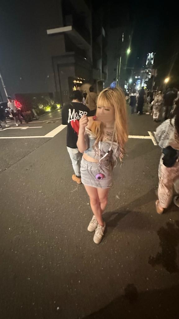 今日います<img class="emojione" alt="✋🏻" title=":raised_hand_tone1:" src="https://fuzoku.jp/assets/img/emojione/270b-1f3fb.png"/>