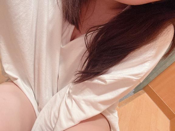 居るよ<img class="emojione" alt="💕" title=":two_hearts:" src="https://fuzoku.jp/assets/img/emojione/1f495.png"/>