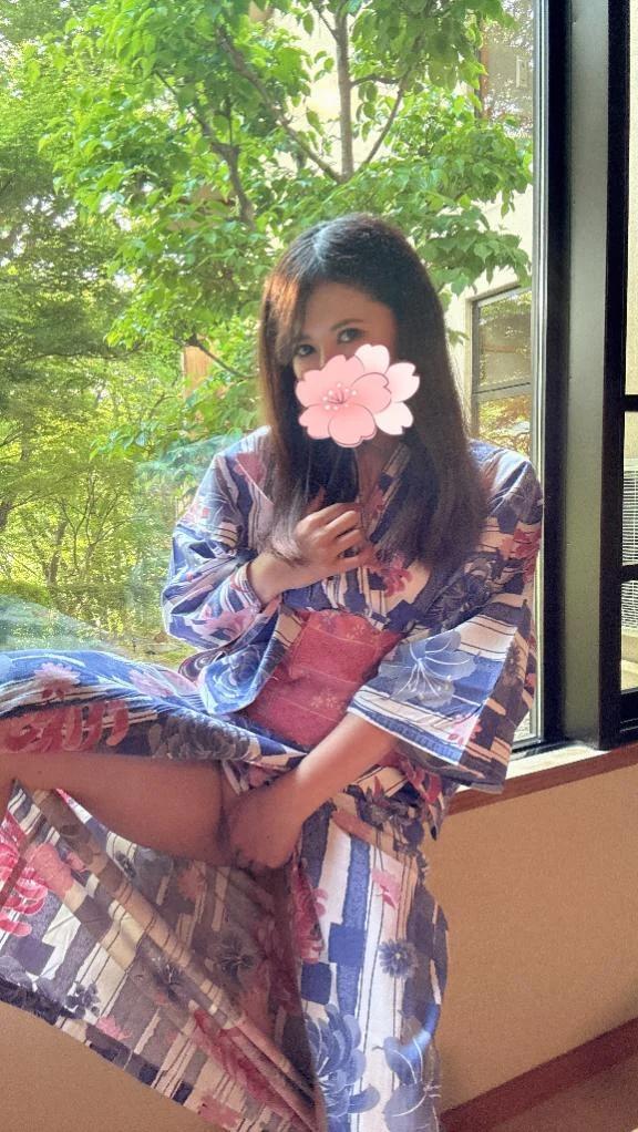 4連休<img class="emojione" alt="💤" title=":zzz:" src="https://fuzoku.jp/assets/img/emojione/1f4a4.png"/>