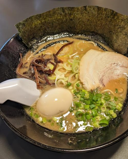 <img class="emojione" alt="🐖" title=":pig2:" src="https://fuzoku.jp/assets/img/emojione/1f416.png"/>🦴<img class="emojione" alt="🍜" title=":ramen:" src="https://fuzoku.jp/assets/img/emojione/1f35c.png"/>