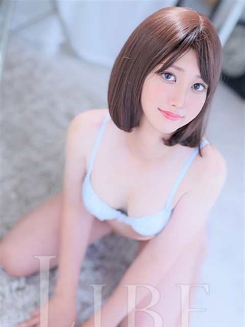 深山 千鶴