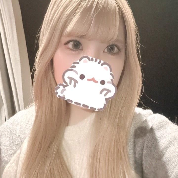 週初めは🥹<img class="emojione" alt="💕" title=":two_hearts:" src="https://fuzoku.jp/assets/img/emojione/1f495.png"/>