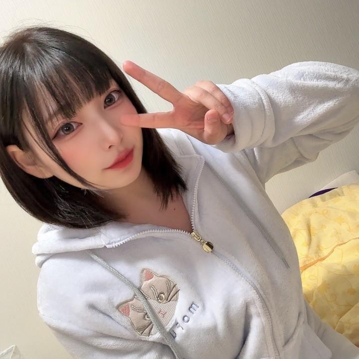 <img class="emojione" alt="☀️" title=":sunny:" src="https://fuzoku.jp/assets/img/emojione/2600.png"/>本日出勤<img class="emojione" alt="☀️" title=":sunny:" src="https://fuzoku.jp/assets/img/emojione/2600.png"/>