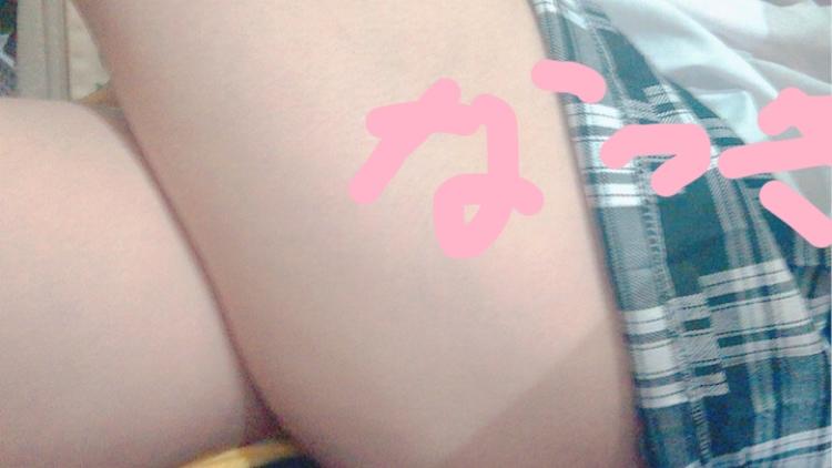 　な