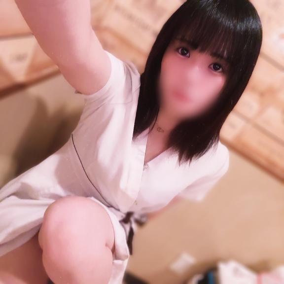 初めまして<img class="emojione" alt="🐾" title=":feet:" src="https://fuzoku.jp/assets/img/emojione/1f43e.png"/>