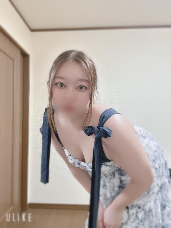 出勤変更になっちゃいました<img class="emojione" alt="💦" title=":sweat_drops:" src="https://fuzoku.jp/assets/img/emojione/1f4a6.png"/>見てね！