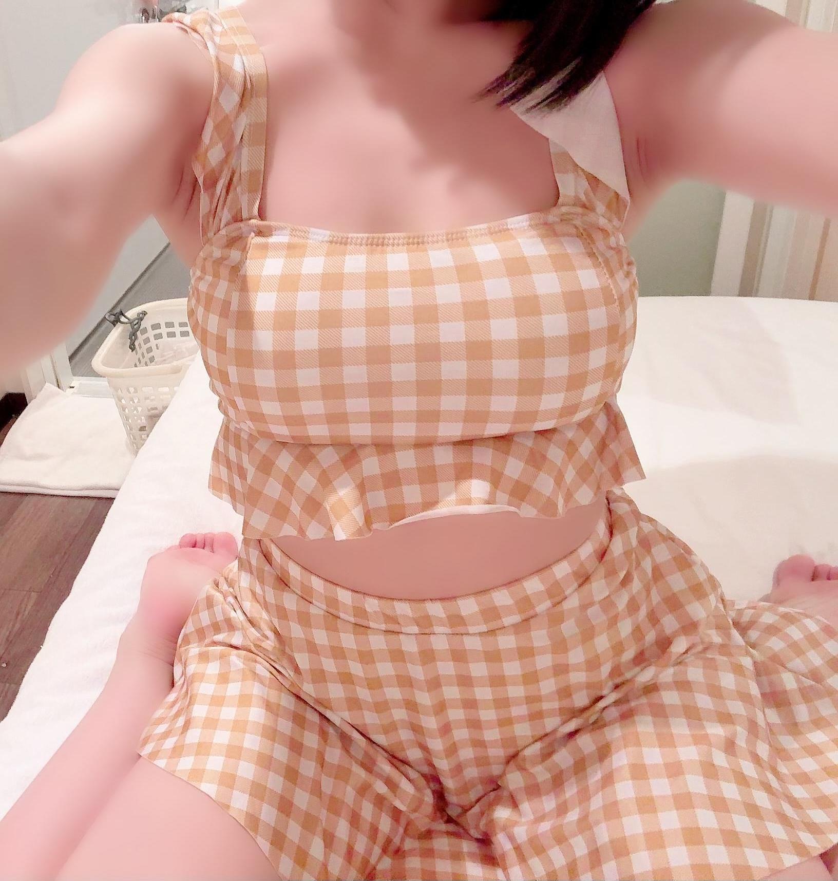 今日はドレスだよ🫣<img class="emojione" alt="❣️" title=":heart_exclamation:" src="https://fuzoku.jp/assets/img/emojione/2763.png"/>