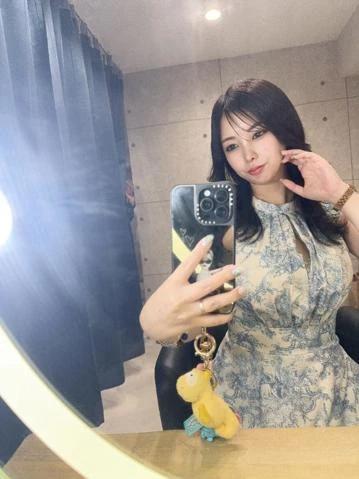 土曜日の予定教えて？<img class="emojione" alt="💕" title=":two_hearts:" src="https://fuzoku.jp/assets/img/emojione/1f495.png"/>