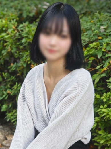 花房あゆみ