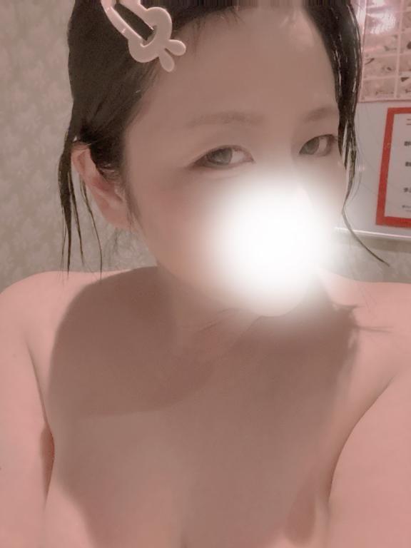 明日は出勤です⭐️