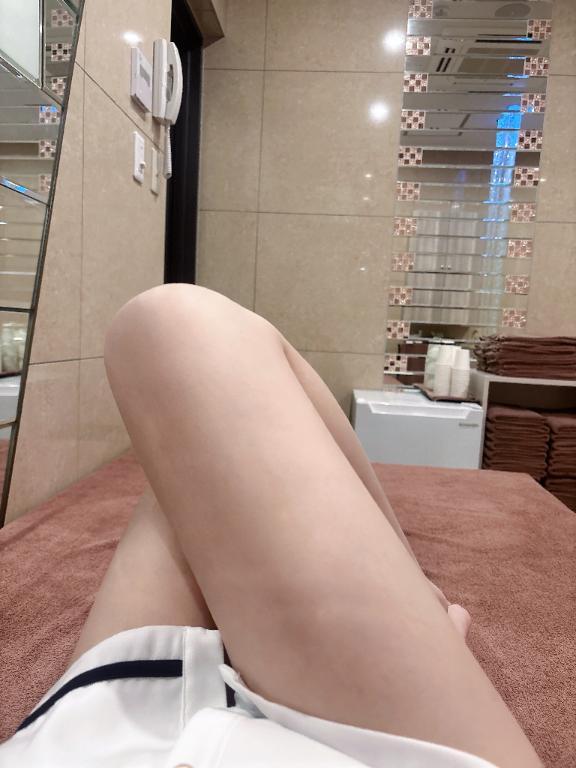 感謝<img class="emojione" alt="🙏" title=":pray:" src="https://fuzoku.jp/assets/img/emojione/1f64f.png"/>✨️