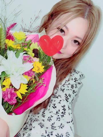 花束<img class="emojione" alt="💐" title=":bouquet:" src="https://fuzoku.jp/assets/img/emojione/1f490.png"/>