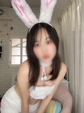 コスプレしたよ<img class="emojione" alt="🐰" title=":rabbit:" src="https://fuzoku.jp/assets/img/emojione/1f430.png"/>🩷