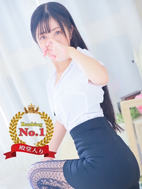 秋月　めい