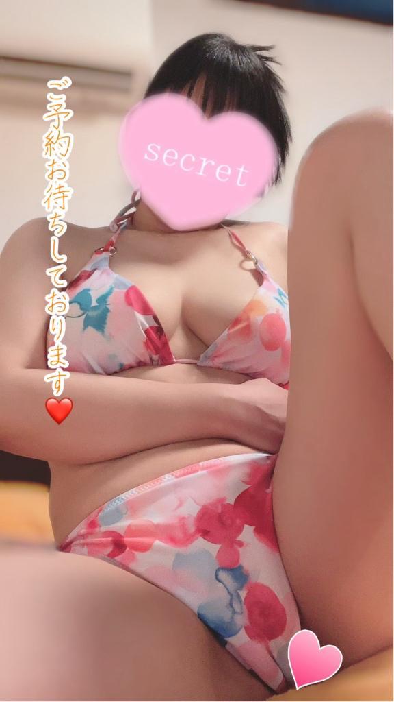 明日🥰18時と19時空きあります<img class="emojione" alt="❤️" title=":heart:" src="https://fuzoku.jp/assets/img/emojione/2764.png"/>