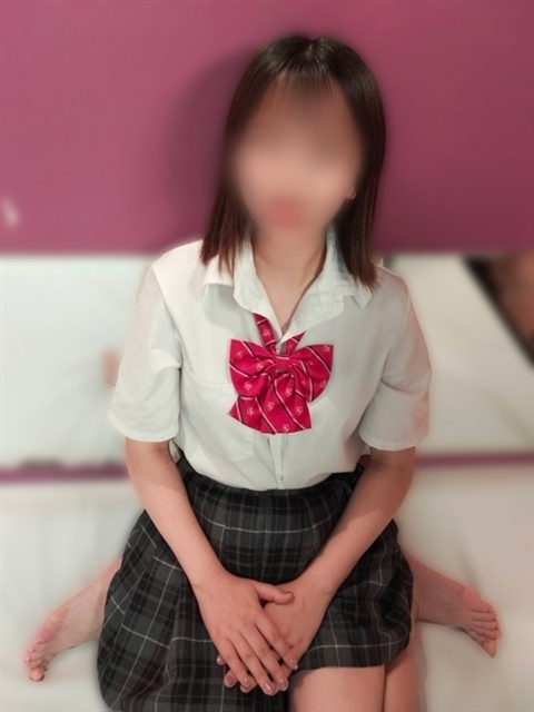あいな