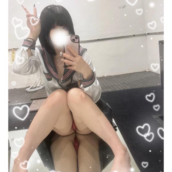 🤍制服の中の秘密