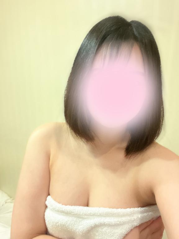 おはよう<img class="emojione" alt="☀️" title=":sunny:" src="https://fuzoku.jp/assets/img/emojione/2600.png"/>