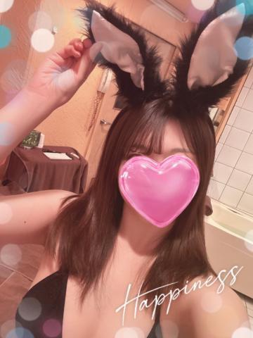 bunny<img class="emojione" alt="👯" title=":people_with_bunny_ears_partying:" src="https://fuzoku.jp/assets/img/emojione/1f46f.png"/>