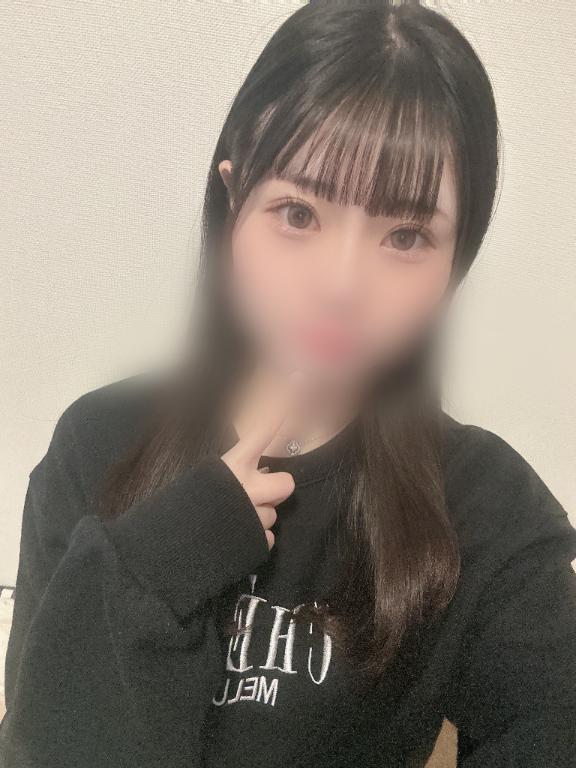 明日朝から居ます！