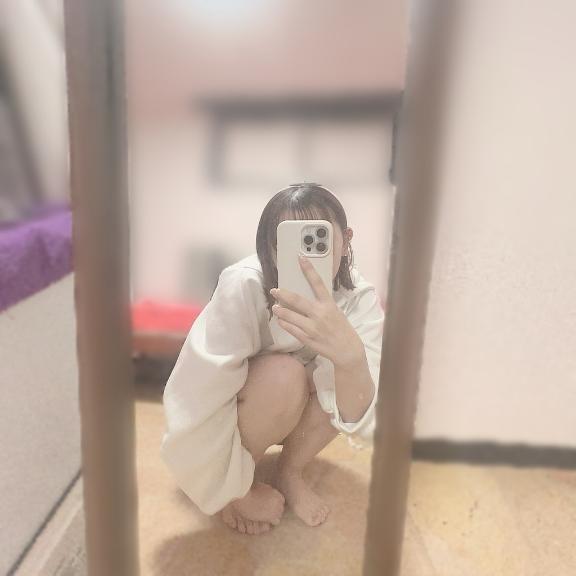 <img class="emojione" alt="🐶" title=":dog:" src="https://fuzoku.jp/assets/img/emojione/1f436.png"/>🦴