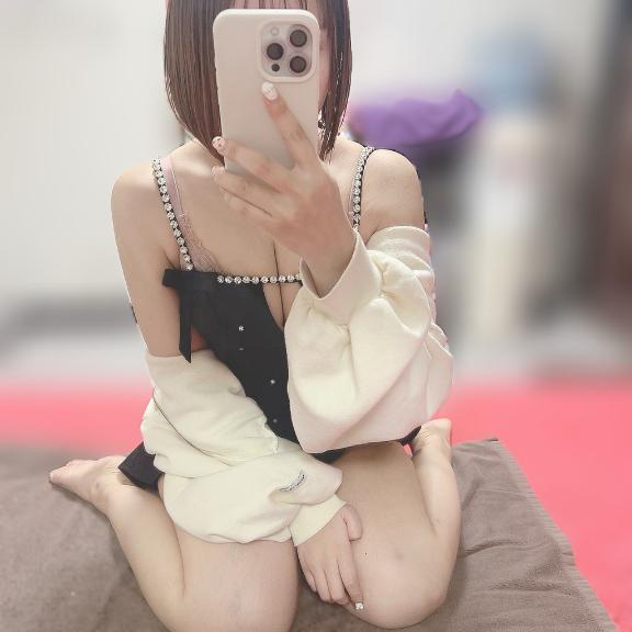 <img class="emojione" alt="🐶" title=":dog:" src="https://fuzoku.jp/assets/img/emojione/1f436.png"/>🦴