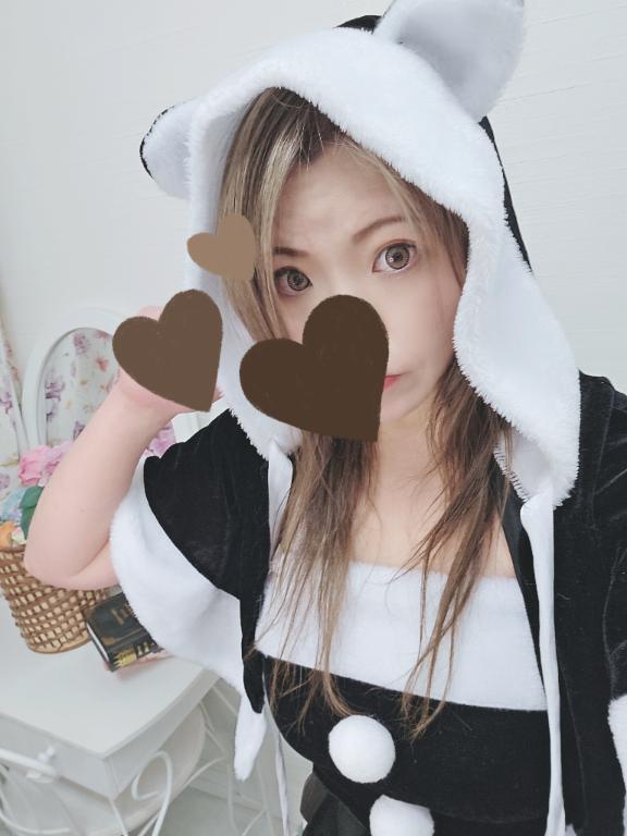 お疲れ様です𖤐* °.