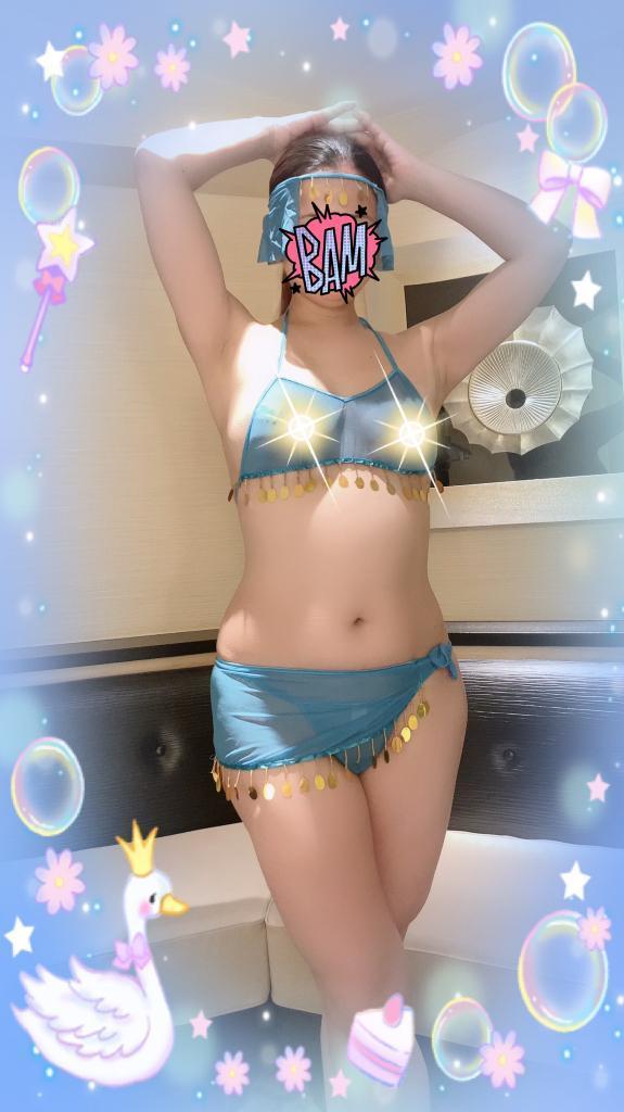ねぇ。。触って。。。