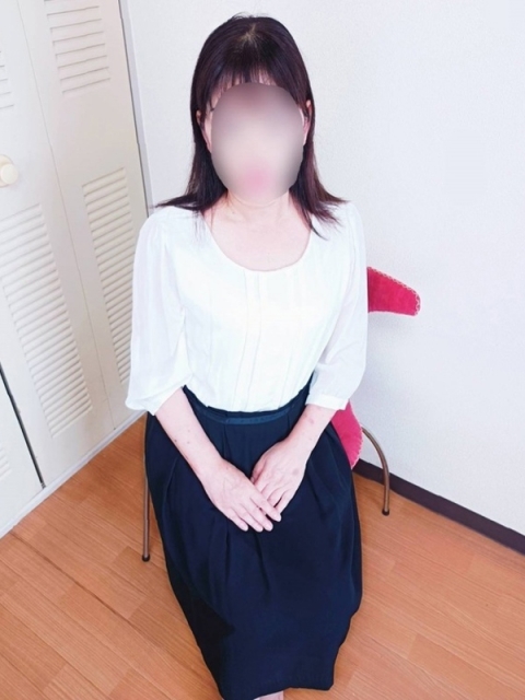 新人ことみ50歳