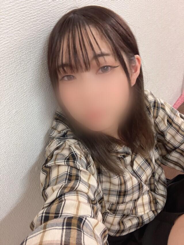 本日11時から出勤します<img class="emojione" alt="🙇🏻" title=":person_bowing_tone1:" src="https://fuzoku.jp/assets/img/emojione/1f647-1f3fb.png"/>‍<img class="emojione" alt="♀️" title=":female_sign:" src="https://fuzoku.jp/assets/img/emojione/2640.png"/><img class="emojione" alt="🙏🏻" title=":pray_tone1:" src="https://fuzoku.jp/assets/img/emojione/1f64f-1f3fb.png"/>