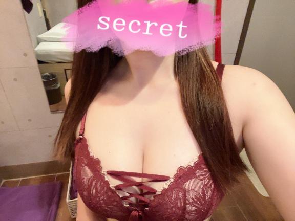 嬉しい<img class="emojione" alt="🤭" title=":face_with_hand_over_mouth:" src="https://fuzoku.jp/assets/img/emojione/1f92d.png"/>