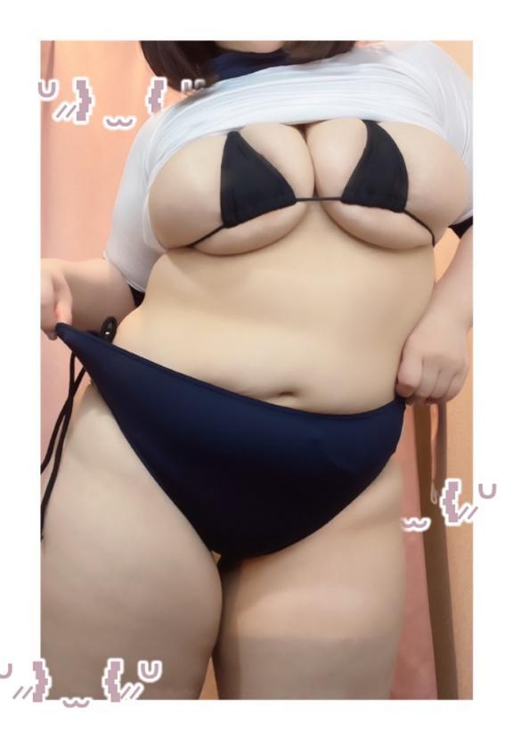 本当はもっと私笑えるし空を飛んでる姿だって知らないでしょ？