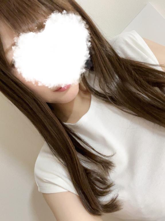 真ん中あいてます<img class="emojione" alt="💖" title=":sparkling_heart:" src="https://fuzoku.jp/assets/img/emojione/1f496.png"/>