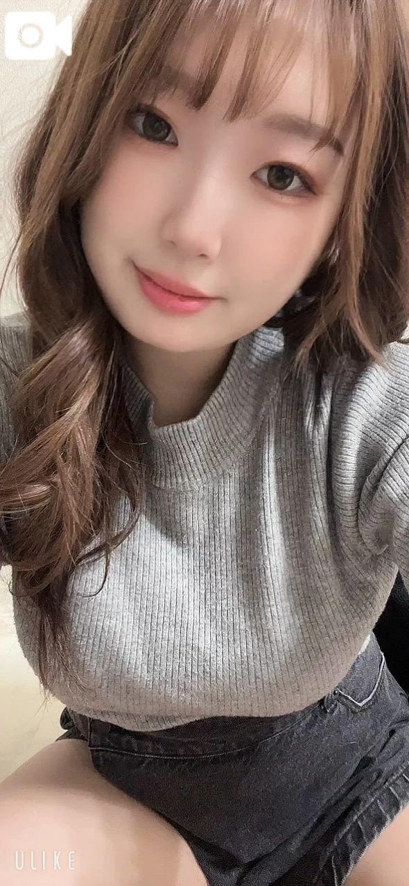 今年初出勤<img class="emojione" alt="✨" title=":sparkles:" src="https://fuzoku.jp/assets/img/emojione/2728.png"/>