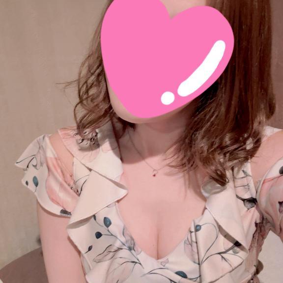 巻き髪<img class="emojione" alt="✨" title=":sparkles:" src="https://fuzoku.jp/assets/img/emojione/2728.png"/>