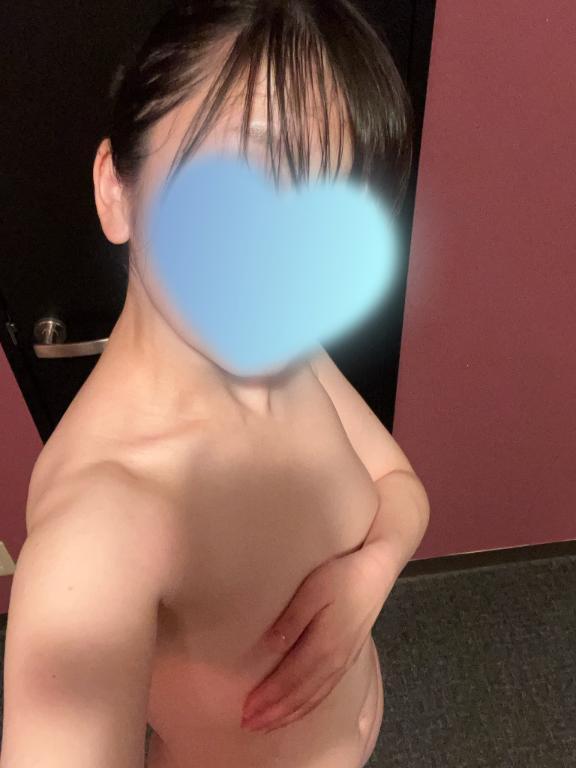 今日の18:30から出勤します<img class="emojione" alt="💖" title=":sparkling_heart:" src="https://fuzoku.jp/assets/img/emojione/1f496.png"/>