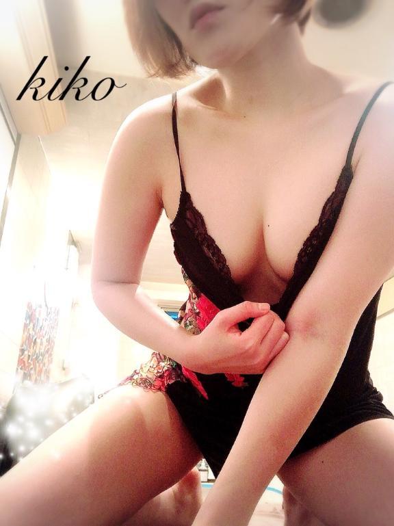 出勤しました<img class="emojione" alt="💕" title=":two_hearts:" src="https://fuzoku.jp/assets/img/emojione/1f495.png"/>