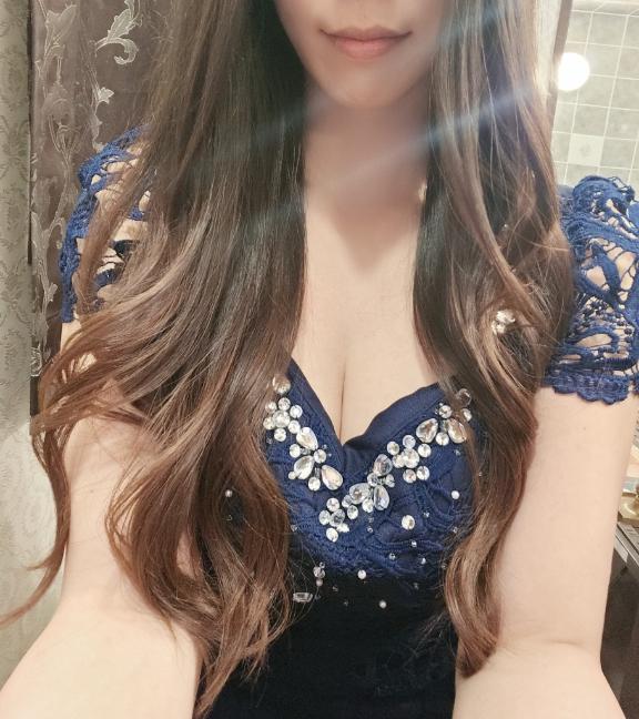 <img class="emojione" alt="😍" title=":heart_eyes:" src="https://fuzoku.jp/assets/img/emojione/1f60d.png"/><img class="emojione" alt="😘" title=":kissing_heart:" src="https://fuzoku.jp/assets/img/emojione/1f618.png"/><img class="emojione" alt="❤️" title=":heart:" src="https://fuzoku.jp/assets/img/emojione/2764.png"/>