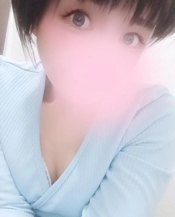 本日はお休みをいただきます<img class="emojione" alt="🙇" title=":person_bowing:" src="https://fuzoku.jp/assets/img/emojione/1f647.png"/>&zwj;<img class="emojione" alt="♀️" title=":female_sign:" src="https://fuzoku.jp/assets/img/emojione/2640.png"/>