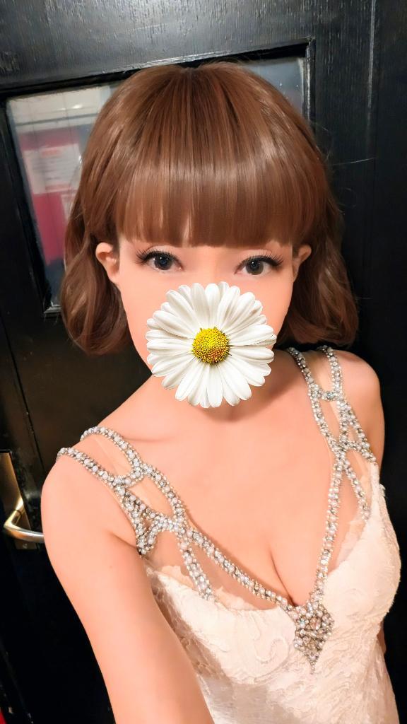 メイク中<img class="emojione" alt="💄" title=":lipstick:" src="https://fuzoku.jp/assets/img/emojione/1f484.png"/>