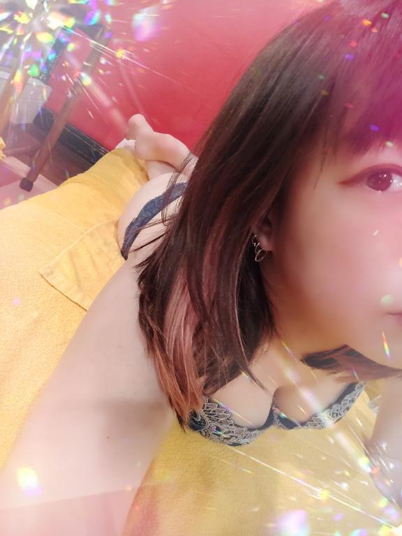 出勤しました<img class="emojione" alt="💎" title=":gem:" src="https://fuzoku.jp/assets/img/emojione/1f48e.png"/>