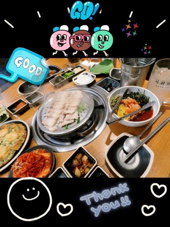 <img class="emojione" alt="✌️" title=":v:" src="https://fuzoku.jp/assets/img/emojione/270c.png"/>
