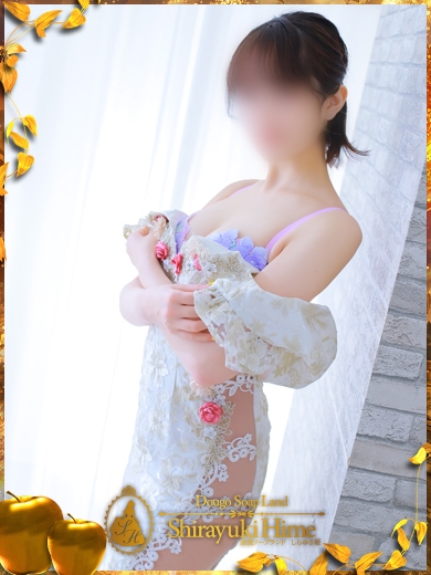 小松　るるか