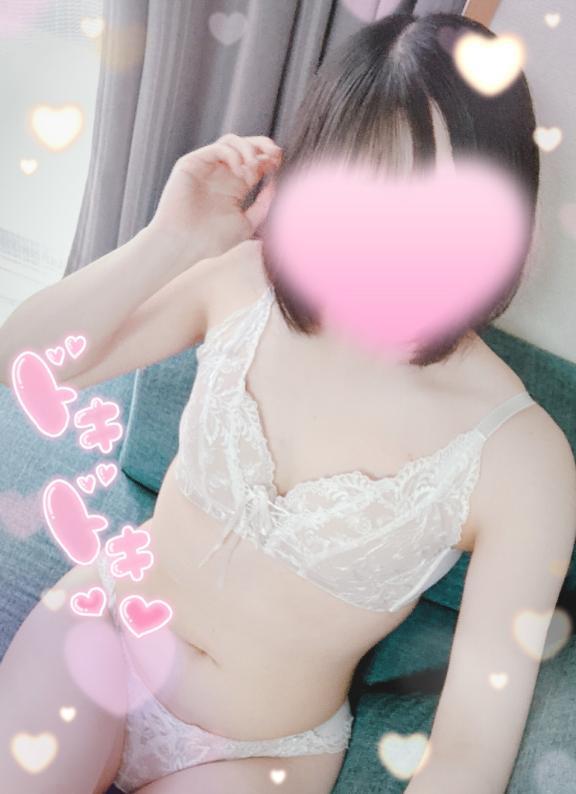 最終日も勃ってる<img class="emojione" alt="❓" title=":question:" src="https://fuzoku.jp/assets/img/emojione/2753.png"/><img class="emojione" alt="🔞" title=":underage:" src="https://fuzoku.jp/assets/img/emojione/1f51e.png"/>