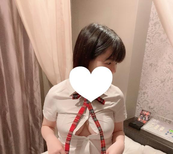 <img class="emojione" alt="🌸" title=":cherry_blossom:" src="https://fuzoku.jp/assets/img/emojione/1f338.png"/>18時
