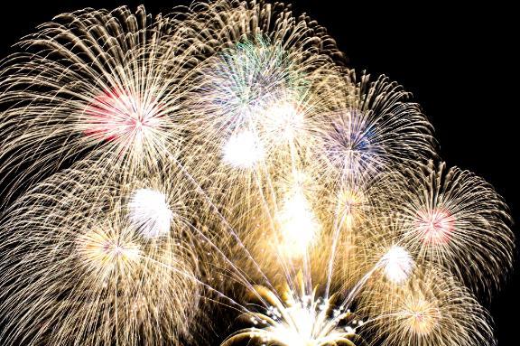 夏の日<img class="emojione" alt="🎆" title=":fireworks:" src="https://fuzoku.jp/assets/img/emojione/1f386.png"/>